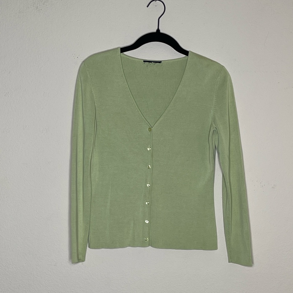 Women’s V-Neck Light Green Cardigan Long Sleeve